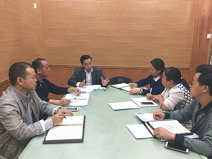 校長掛帥，齊抓共管防“校園欺凌”——深圳市龍華中英文實(shí)驗(yàn)學(xué)校召開校園欺凌專項(xiàng)工作會(huì)議